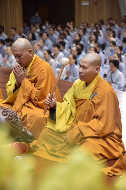 Tu niệm Phật một ngày