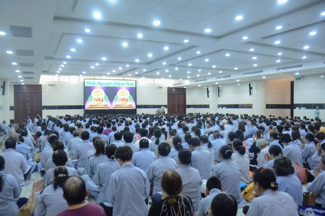 Tu niệm Phật một ngày