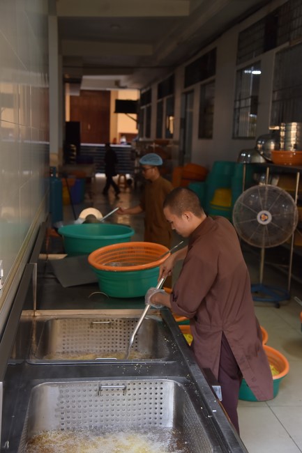 Tu niệm Phật một ngày