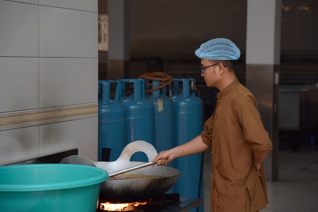 Tu niệm Phật một ngày