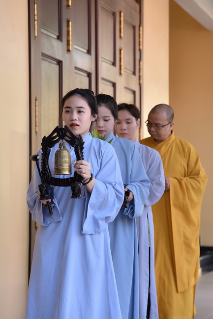 Tu niệm Phật một ngày