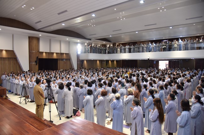 Tu niệm Phật một ngày