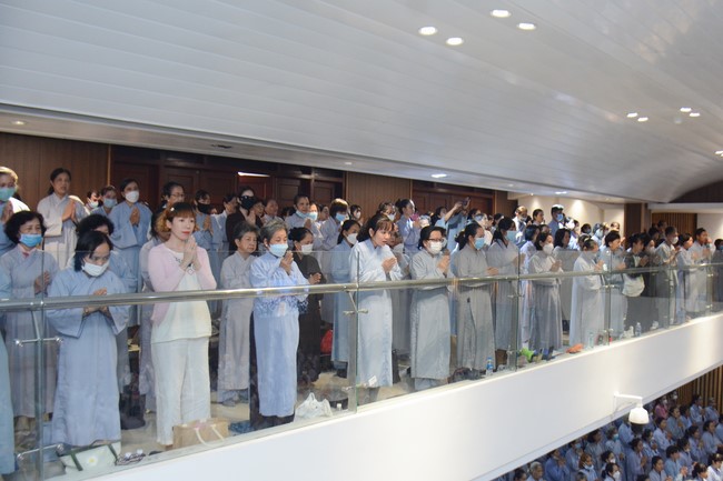 Tu niệm Phật một ngày