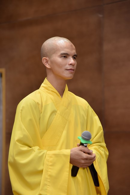 Tu niệm Phật một ngày