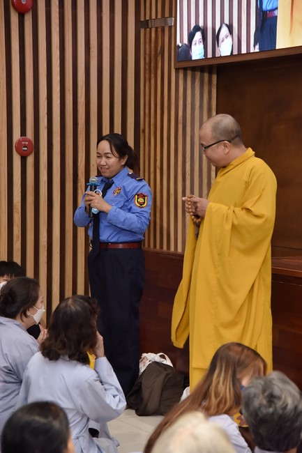 Tu niệm Phật một ngày