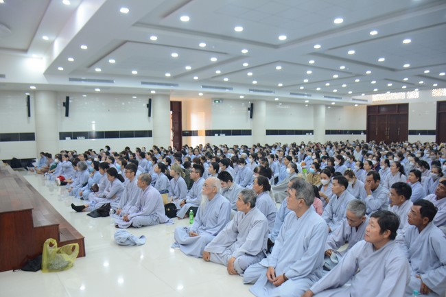 Tu niệm Phật một ngày