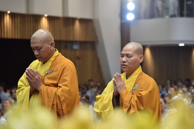 Tu niệm Phật một ngày