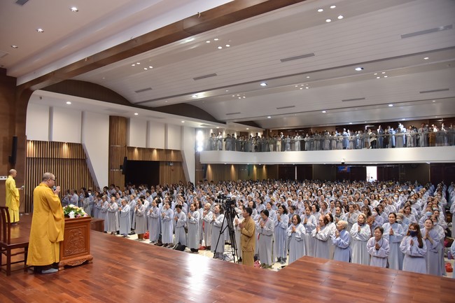 Tu niệm Phật một ngày