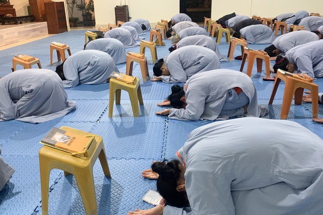 The  Leaving-home commemoration of Bodhisattva Siddhartha at Dong Cao pagoda