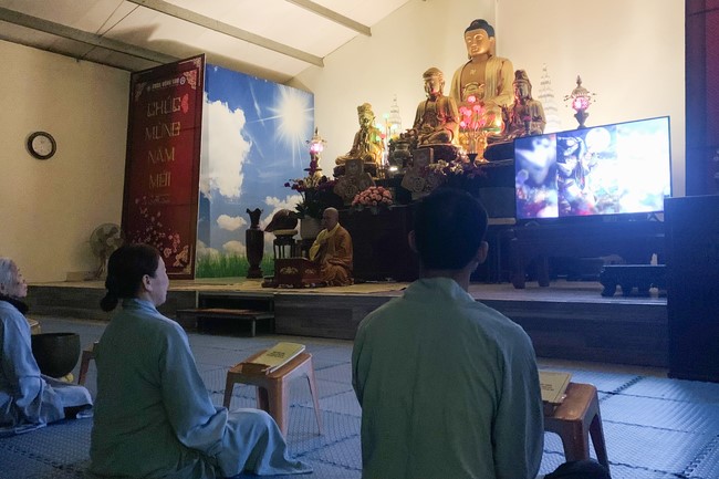 The  Leaving-home commemoration of Bodhisattva Siddhartha at Dong Cao pagoda