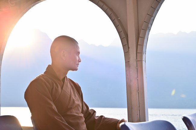Visit Quynh Nhai spiritual complex and Da River Hydroelectric Lake in the fifth day of propagation trip in the Northern