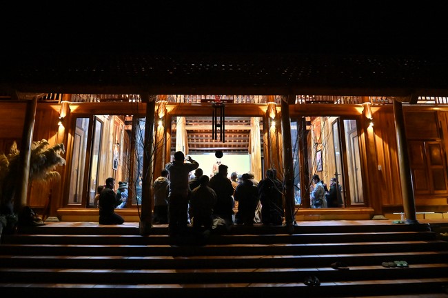 Visit Quynh Nhai spiritual complex and Da River Hydroelectric Lake in the fifth day of propagation trip in the Northern