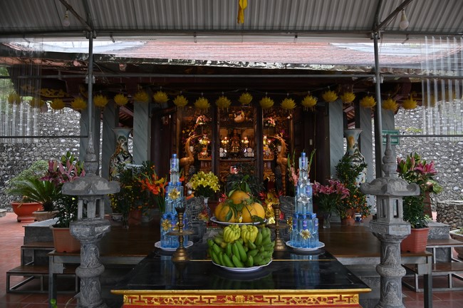 Visit Quynh Nhai spiritual complex and Da River Hydroelectric Lake in the fifth day of propagation trip in the Northern