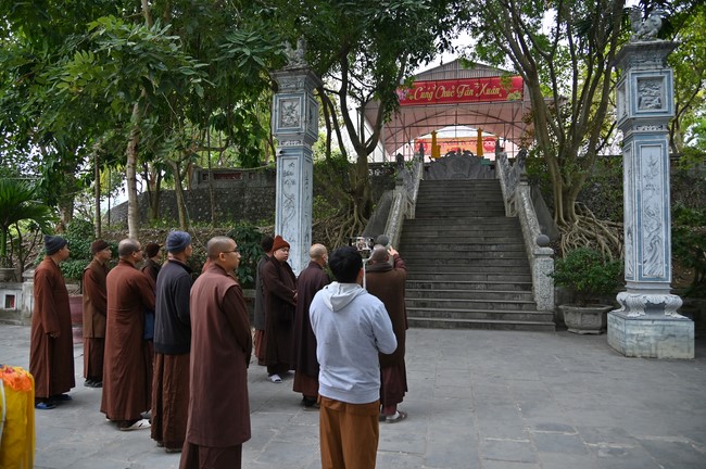 Visit Quynh Nhai spiritual complex and Da River Hydroelectric Lake in the fifth day of propagation trip in the Northern