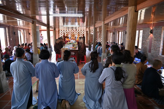 Visit Quynh Nhai spiritual complex and Da River Hydroelectric Lake in the fifth day of propagation trip in the Northern