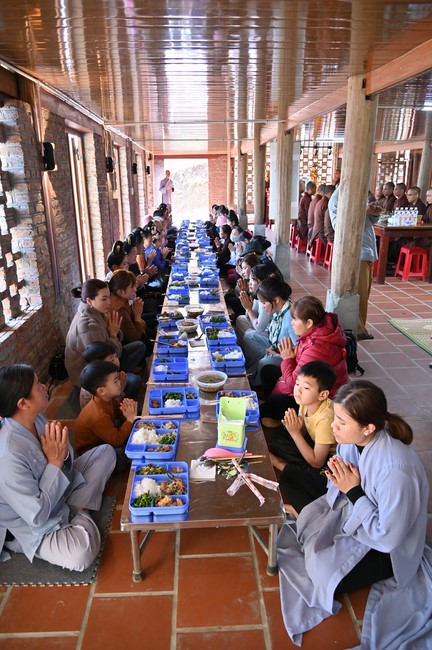 Visit Quynh Nhai spiritual complex and Da River Hydroelectric Lake in the fifth day of propagation trip in the Northern