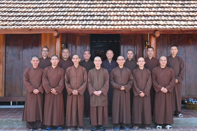 Visit Quynh Nhai spiritual complex and Da River Hydroelectric Lake in the fifth day of propagation trip in the Northern