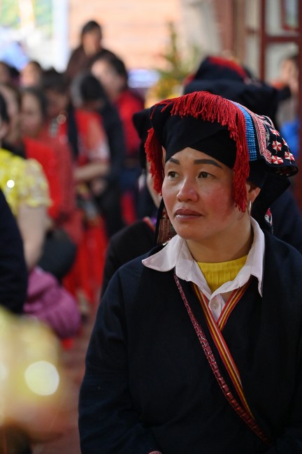 Preaching dharma at Son Phap pagoda in the sixth day of propagation trip in the Northern