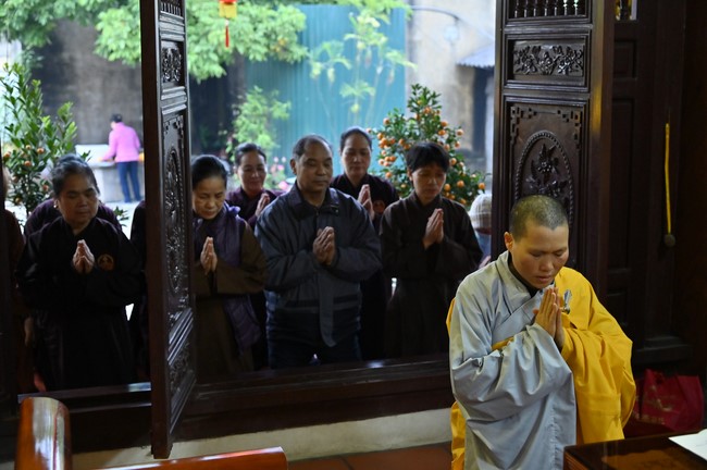 Preaching dharma at Co Tan pagoda and Ha Phu pagoda in the seventh day of propagation trip in the Northern
