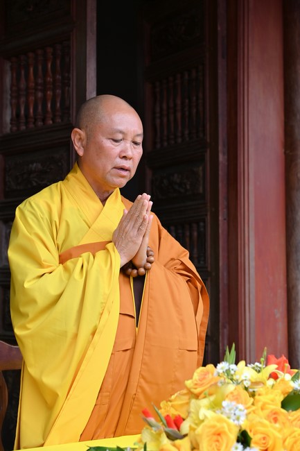 Preaching dharma at Co Tan pagoda and Ha Phu pagoda in the seventh day of propagation trip in the Northern