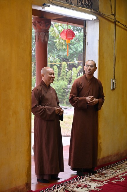 Preaching dharma at Co Tan pagoda and Ha Phu pagoda in the seventh day of propagation trip in the Northern