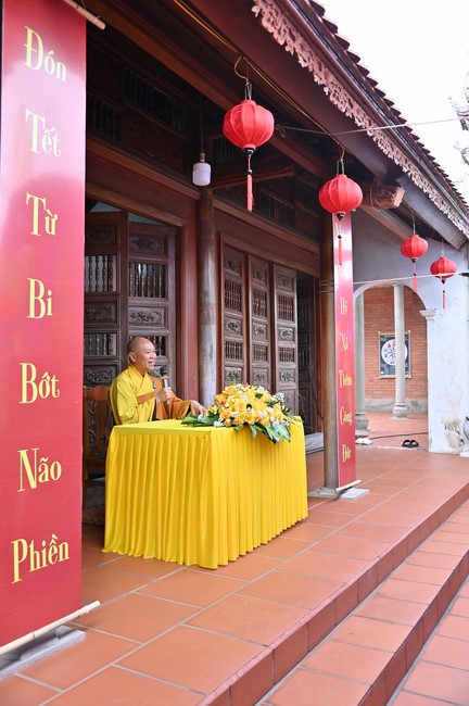 Preaching dharma at Co Tan pagoda and Ha Phu pagoda in the seventh day of propagation trip in the Northern