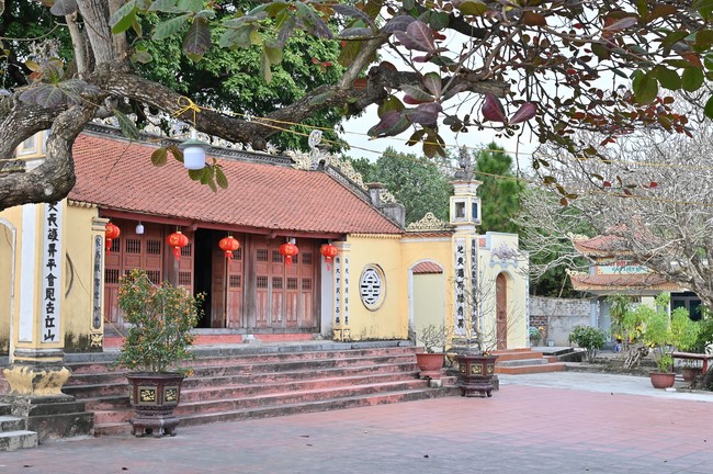 Preaching dharma at Co Tan pagoda and Ha Phu pagoda in the seventh day of propagation trip in the Northern