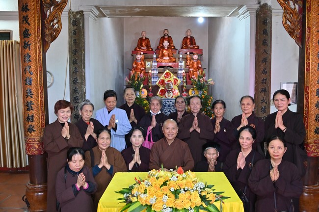 Preaching dharma at Co Tan pagoda and Ha Phu pagoda in the seventh day of propagation trip in the Northern