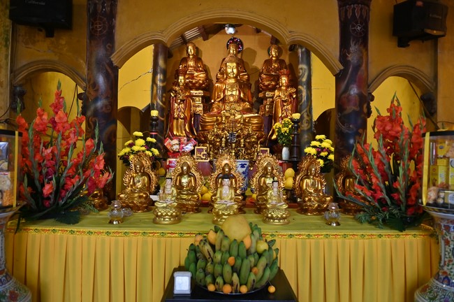 Preaching dharma at Co Tan pagoda and Ha Phu pagoda in the seventh day of propagation trip in the Northern