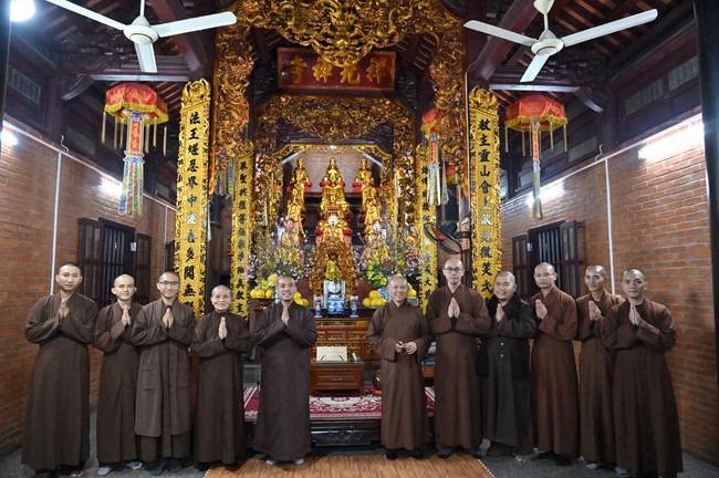 Preaching dharma at Co Tan pagoda and Ha Phu pagoda in the seventh day of propagation trip in the Northern