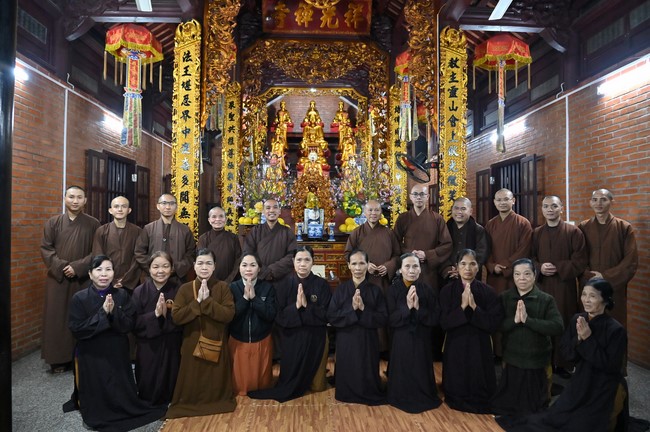 Preaching dharma at Co Tan pagoda and Ha Phu pagoda in the seventh day of propagation trip in the Northern