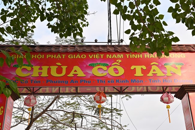 Preaching dharma at Co Tan pagoda and Ha Phu pagoda in the seventh day of propagation trip in the Northern