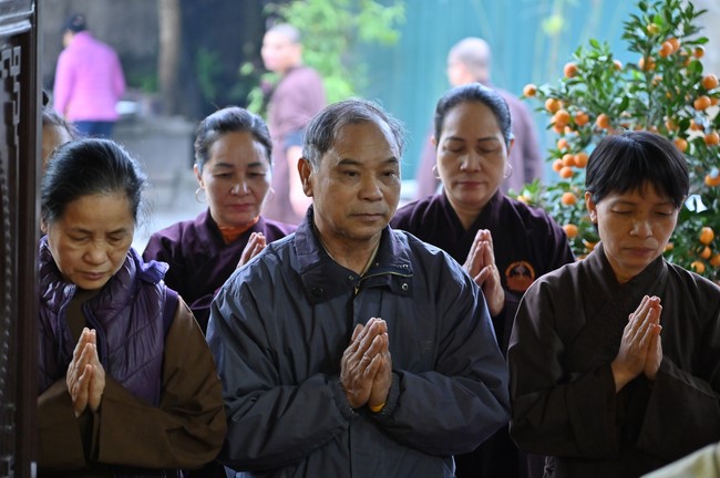 Preaching dharma at Co Tan pagoda and Ha Phu pagoda in the seventh day of propagation trip in the Northern