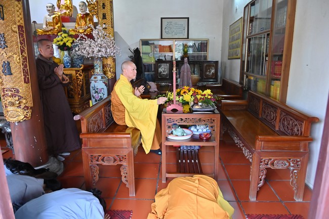 Preaching dharma at Co Tan pagoda and Ha Phu pagoda in the seventh day of propagation trip in the Northern