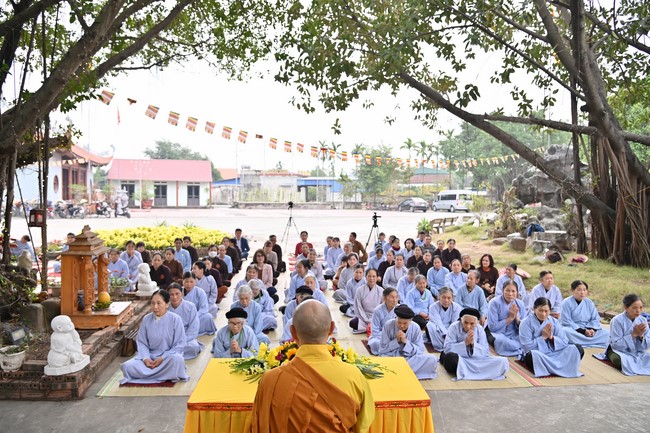 Preaching dharma at Co Tan pagoda and Ha Phu pagoda in the seventh day of propagation trip in the Northern