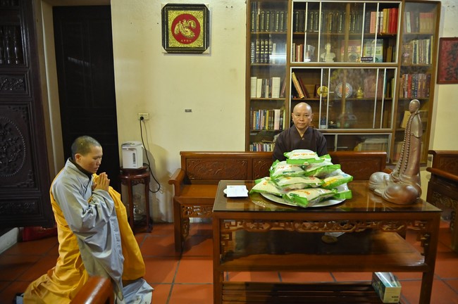 Preaching dharma at Co Tan pagoda and Ha Phu pagoda in the seventh day of propagation trip in the Northern