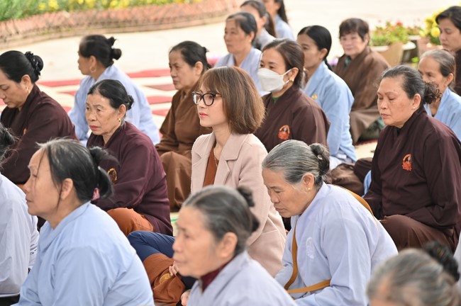 Preaching dharma at Co Tan pagoda and Ha Phu pagoda in the seventh day of propagation trip in the Northern