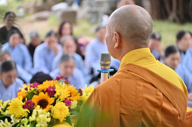 Preaching dharma at Co Tan pagoda and Ha Phu pagoda in the seventh day of propagation trip in the Northern