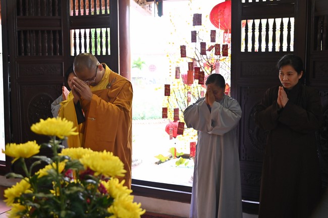 Preaching dharma at Co Tan pagoda and Ha Phu pagoda in the seventh day of propagation trip in the Northern