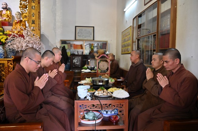 Preaching dharma at Co Tan pagoda and Ha Phu pagoda in the seventh day of propagation trip in the Northern