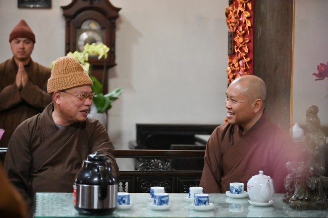Preaching dharma at Co Tan pagoda and Ha Phu pagoda in the seventh day of propagation trip in the Northern