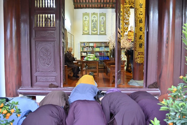 Preaching dharma at Co Tan pagoda and Ha Phu pagoda in the seventh day of propagation trip in the Northern