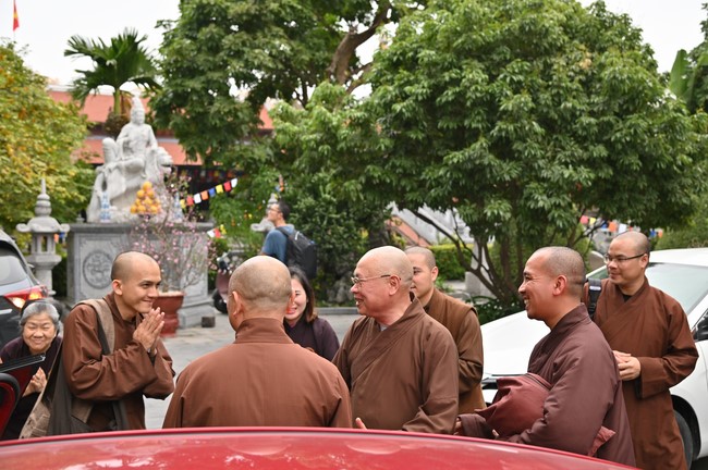 Preaching dharma at Co Tan pagoda and Ha Phu pagoda in the seventh day of propagation trip in the Northern
