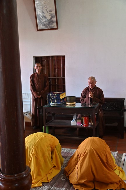 Preaching dharma at Co Tan pagoda and Ha Phu pagoda in the seventh day of propagation trip in the Northern
