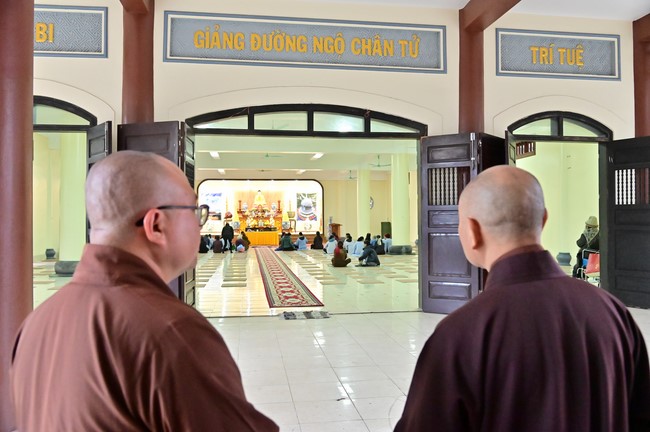 Preaching dharma at Bich Thuong pagoda and TayKhanh pagoda in the eighth day of propagation trip in the Northern