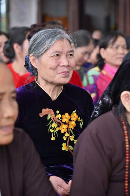 Preaching dharma at Bich Thuong pagoda and TayKhanh pagoda in the eighth day of propagation trip in the Northern