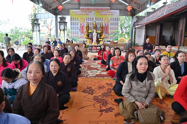 Preaching dharma at Bich Thuong pagoda and TayKhanh pagoda in the eighth day of propagation trip in the Northern