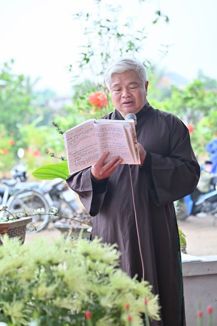 Preaching dharma at Bich Thuong pagoda and TayKhanh pagoda in the eighth day of propagation trip in the Northern