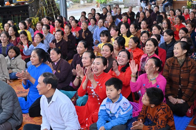 Preaching dharma at Bich Thuong pagoda and TayKhanh pagoda in the eighth day of propagation trip in the Northern