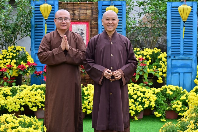 Preaching dharma at Bich Thuong pagoda and TayKhanh pagoda in the eighth day of propagation trip in the Northern